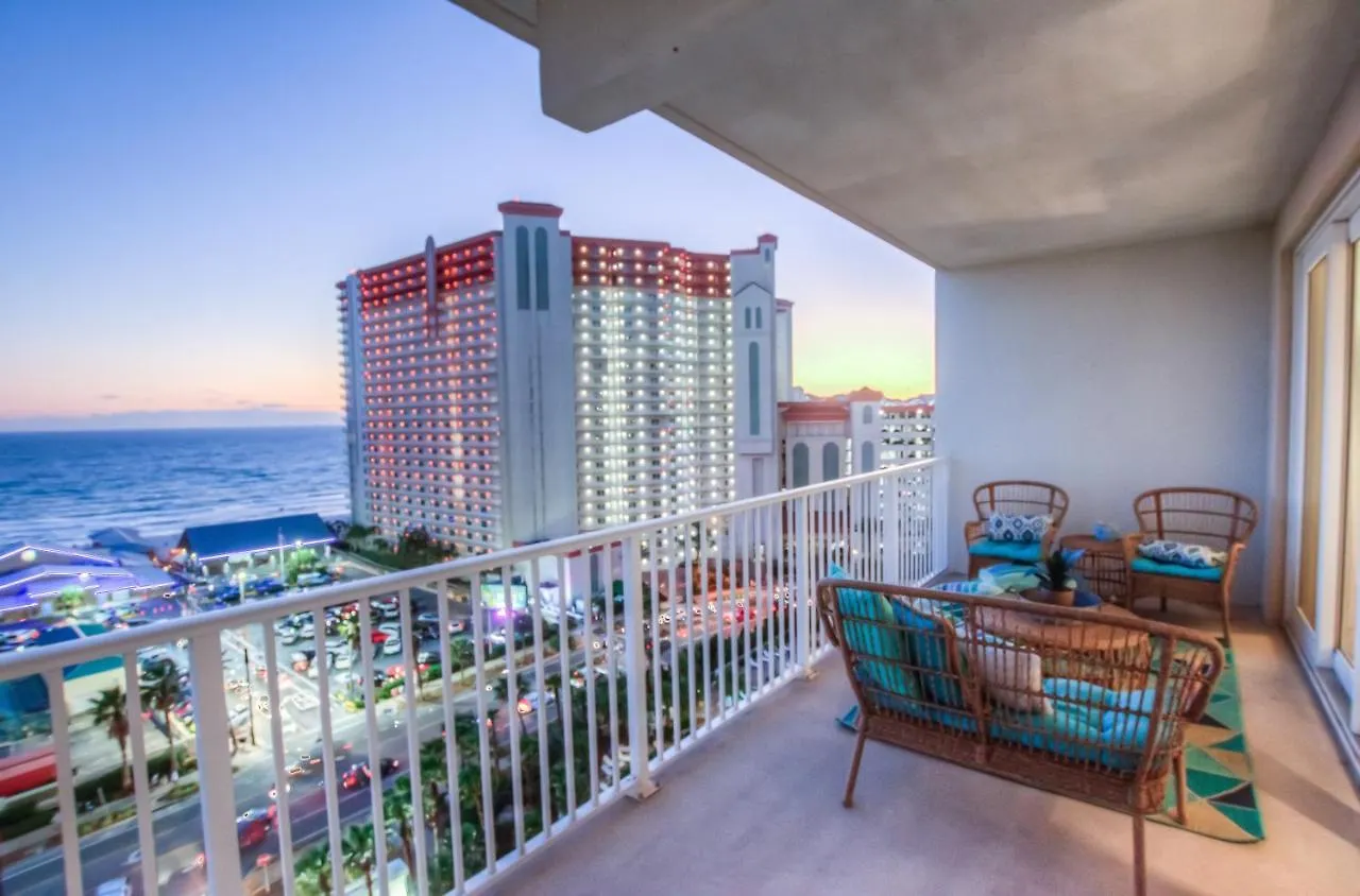 Laketown 1027 Gorgeous 2 Bd Plus Bunks, Ocean Views, Best Amenities Panama City Beach