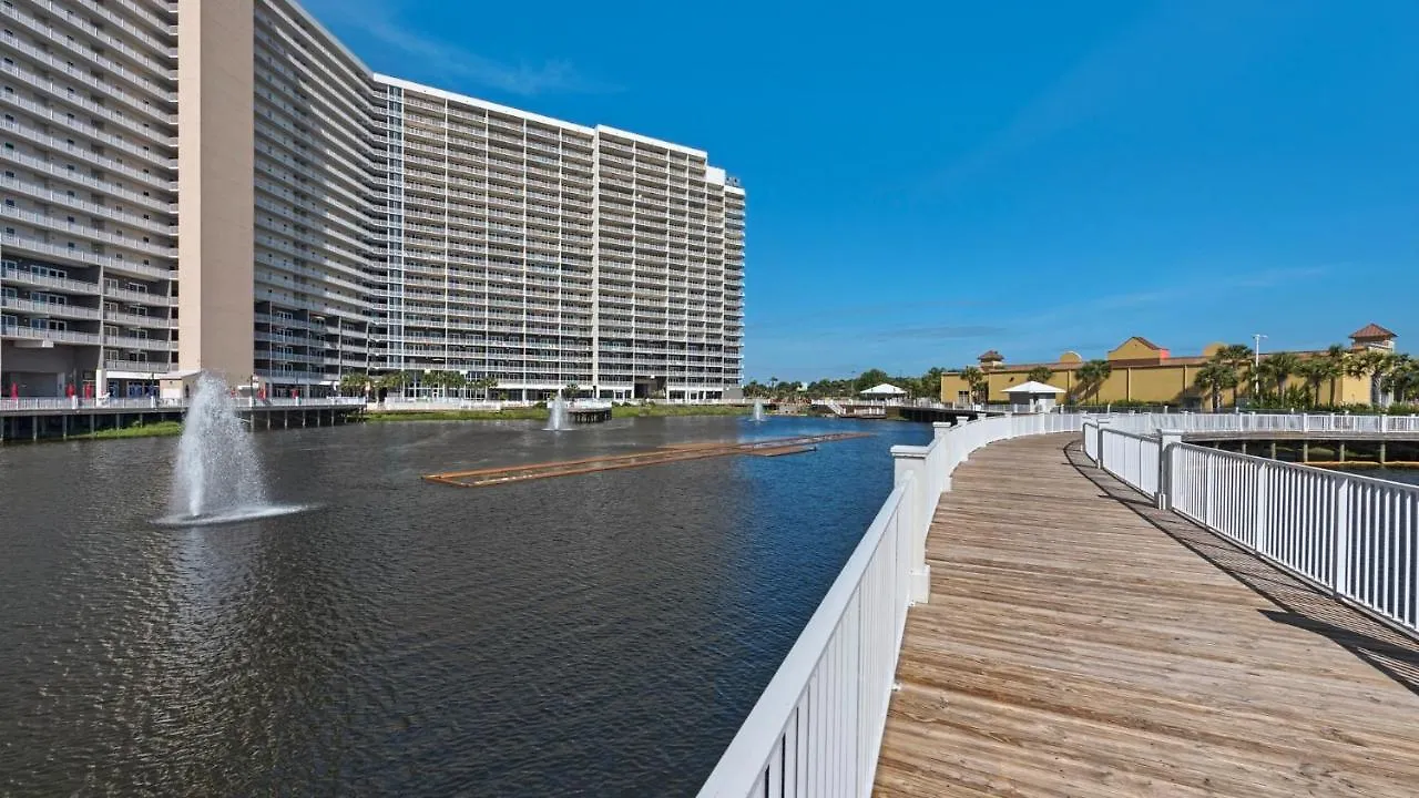 Laketown 1027 Gorgeous 2 Bd Plus Bunks, Ocean Views, Best Amenities Panama City Beach USA